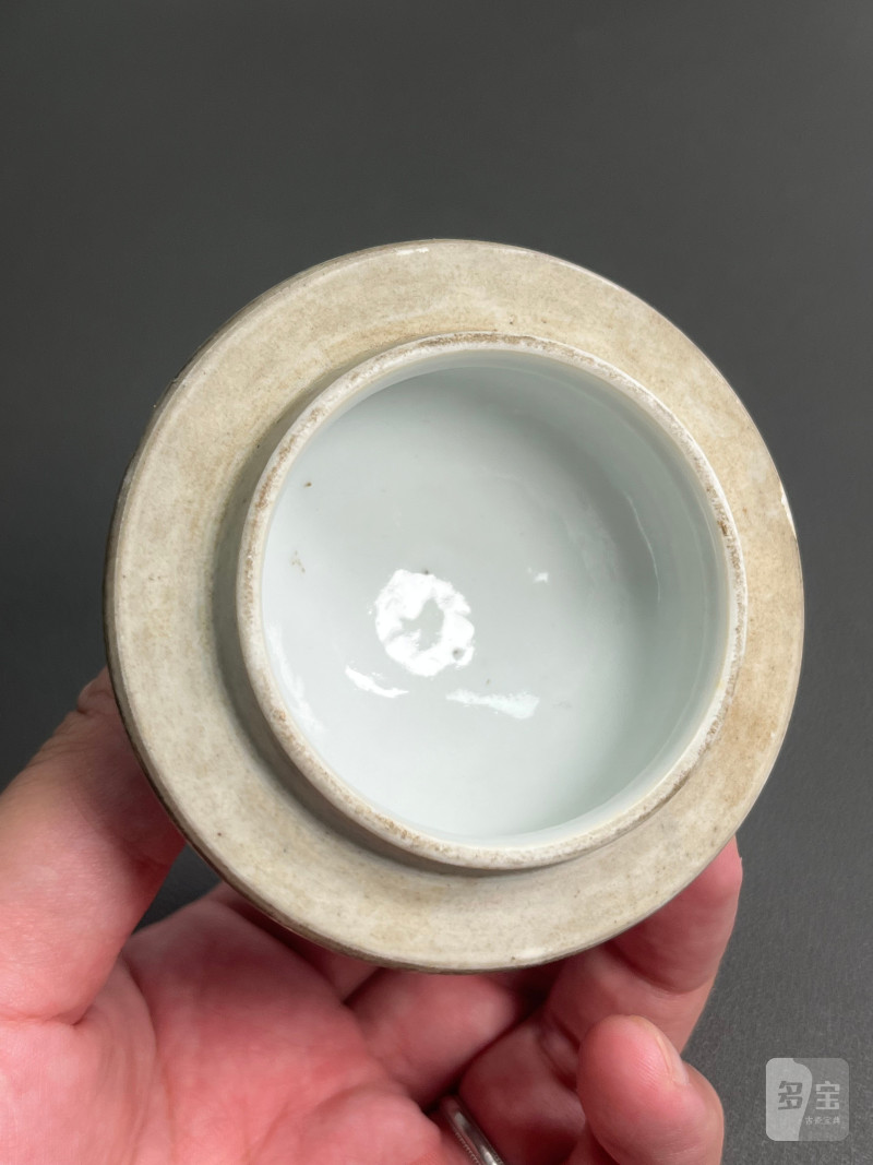 民国  粉彩婴戏图盖罐（一对） - 图32